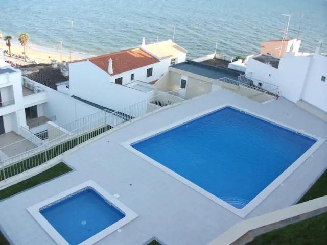 Apartamento Sobre A Praia Olhos de Agua  Exterior foto